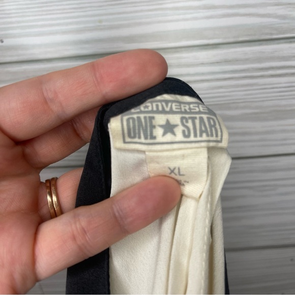 Converse Sleeveless Blouse - Picture 3 of 4